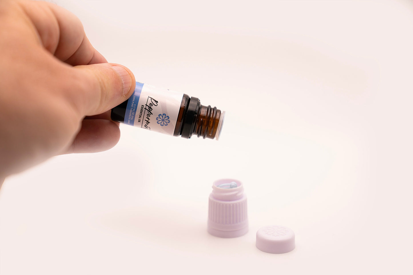 Essence Essential Oil Bottle Top with Built-In Soaking Bay