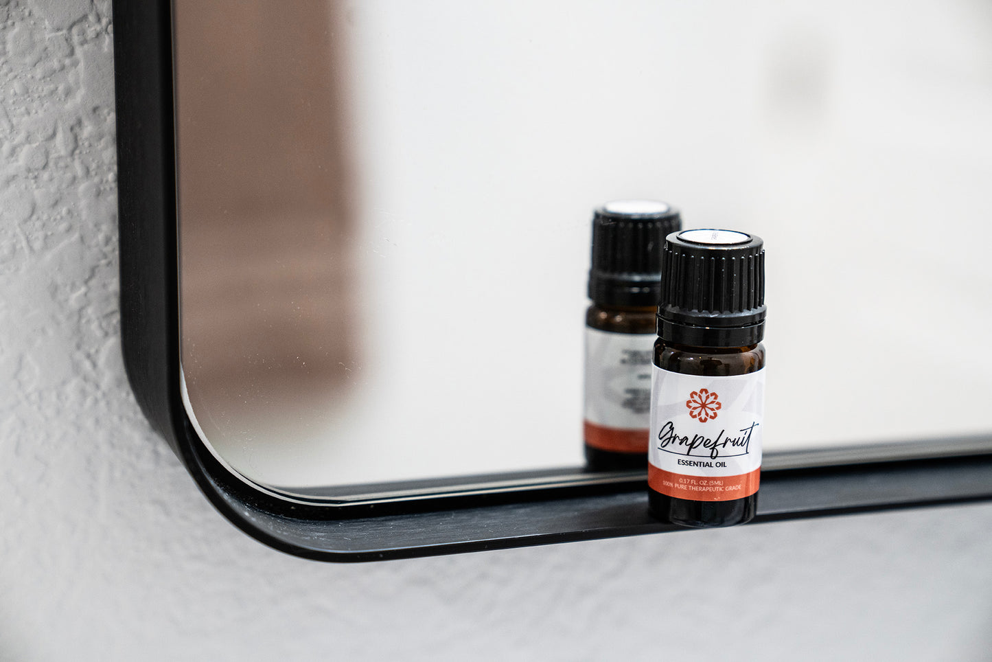 Grapefruit Essential Oil 5mL - Pure, Therapeutic Grade for Mood Balance & Stress Relief