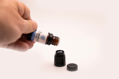 Essence Essential Oil Bottle Top with Built-In Soaking Bay